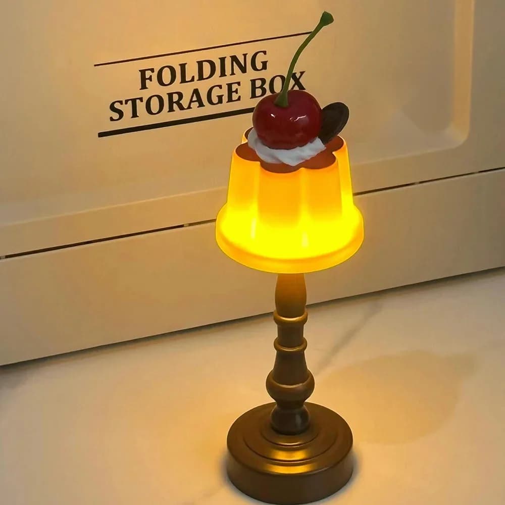 Luce Notturna Mini da Scrivania Retro a Forma di Budino