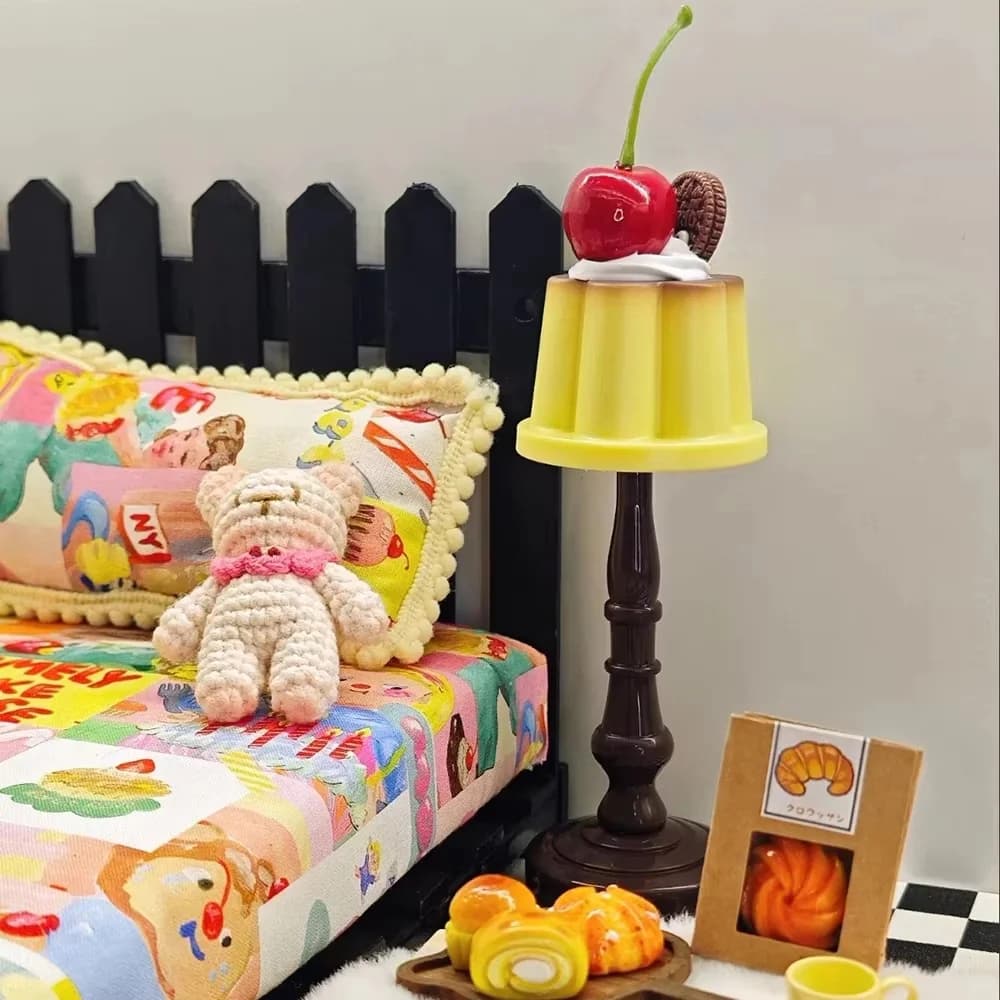 Luce Notturna Mini da Scrivania Retro a Forma di Budino