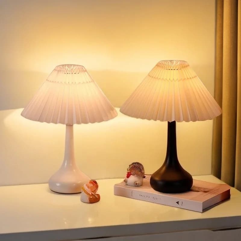 Lampada da Tavolo USB Retro con Plissé e Dimming a 3 Colori