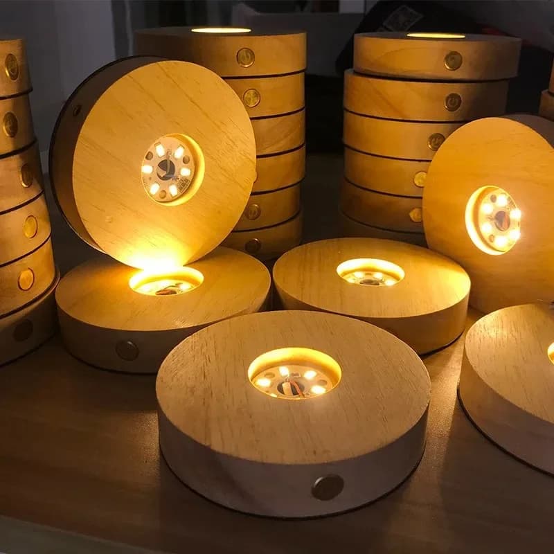 Supporto Espositivo Ricaricabile in Vetro Cristallo LED con Base in Legno