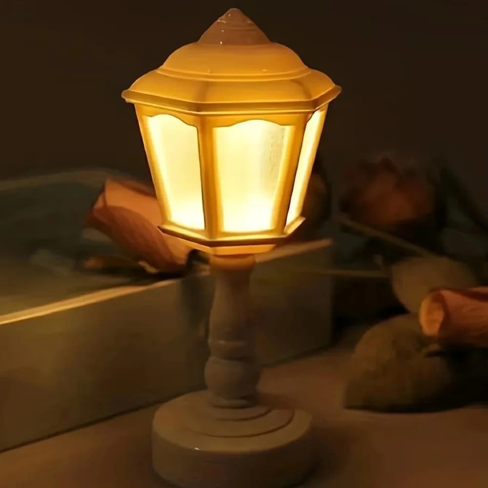 Mini Luce Notturna Stile Lanterna con Paralume a Petali